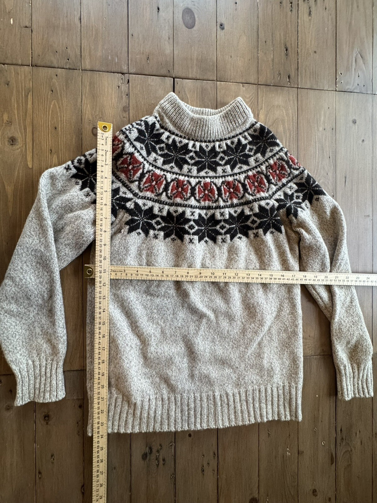 Vintage 1960s Woolrich Sweater. Womens M Fall/Winter Wool Blend Pullover sweater
