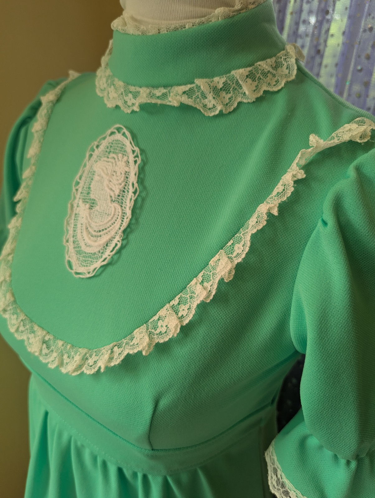 Vintage 70’s Victorian Cameo Mint Green Polyester Puff Sleeve Mini Dress Size XS
