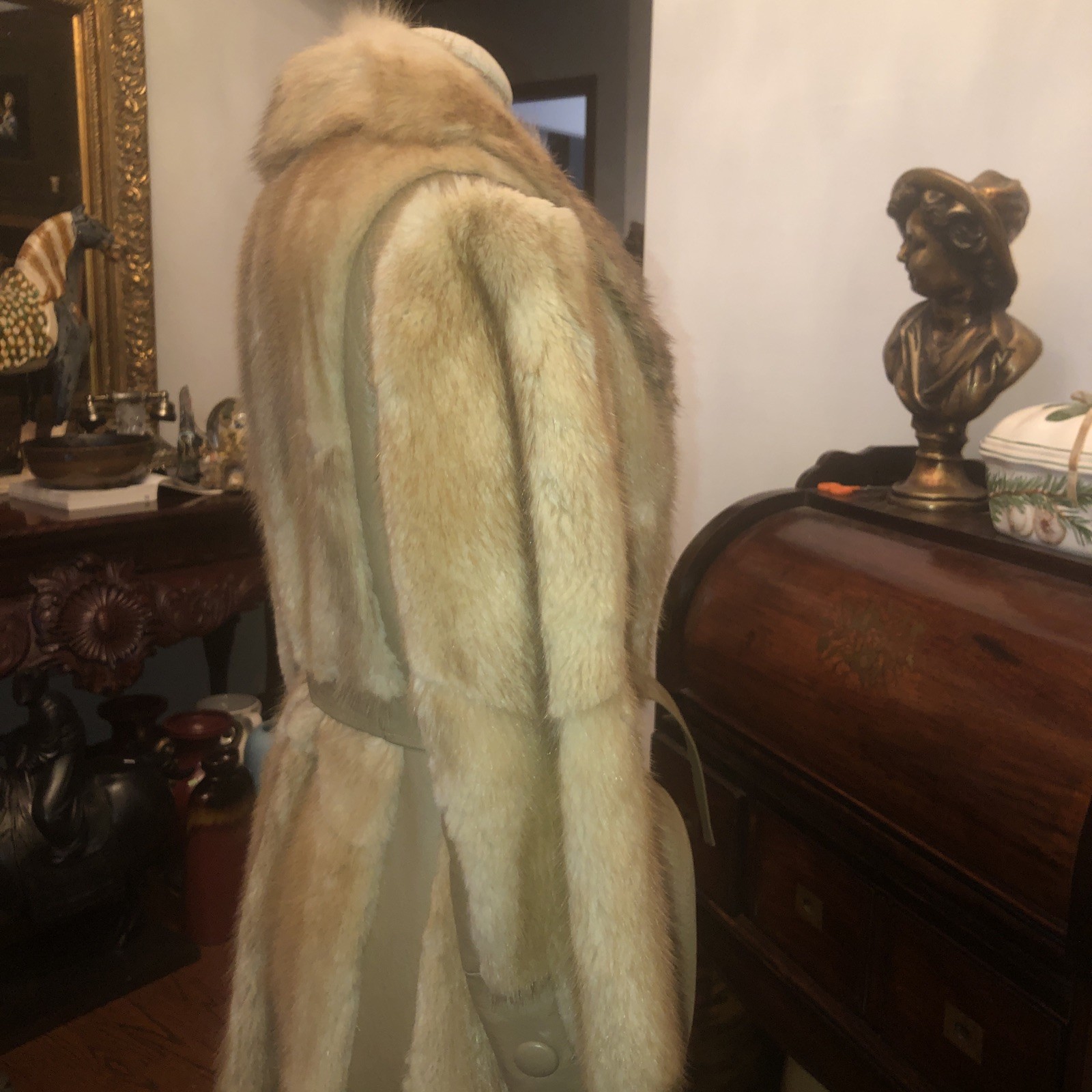 Vintage Tan Leather Trim, Fox Collar, Fur Coat. By J.l Hudson, Size Small 1970s