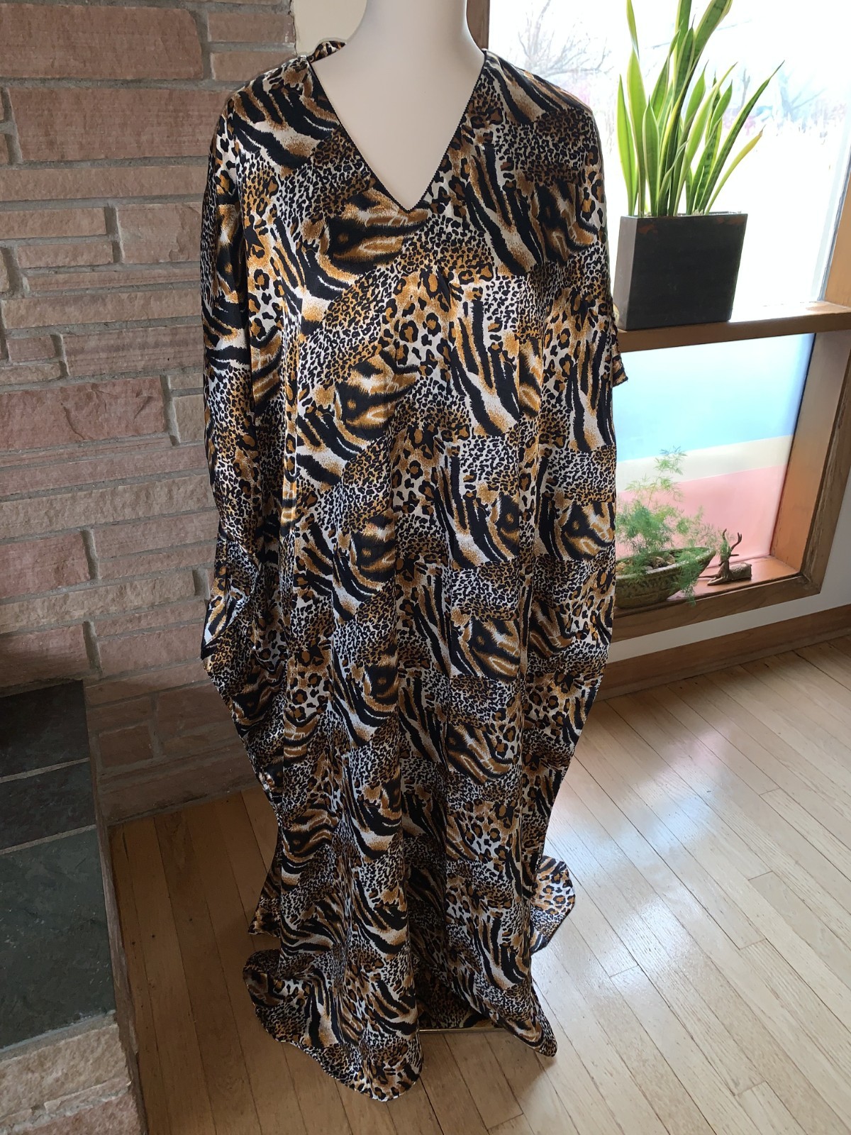 Vintage Winlar Leopard Animal Print Caftan Evening Gown Maxi Lounge Dress OS