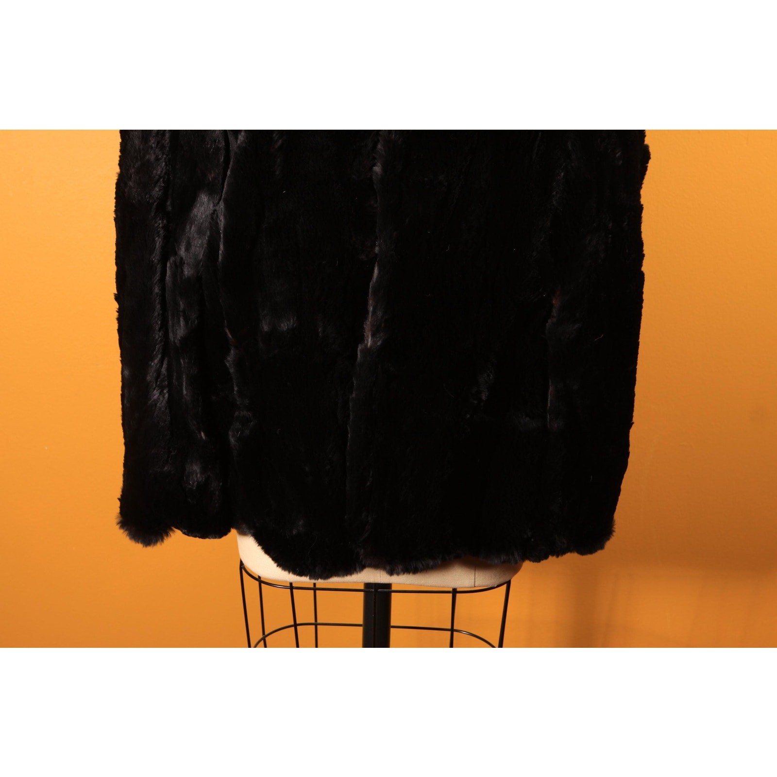 1940s Sheared Black Beaver Fur Cape by McDaniel’s -M-L