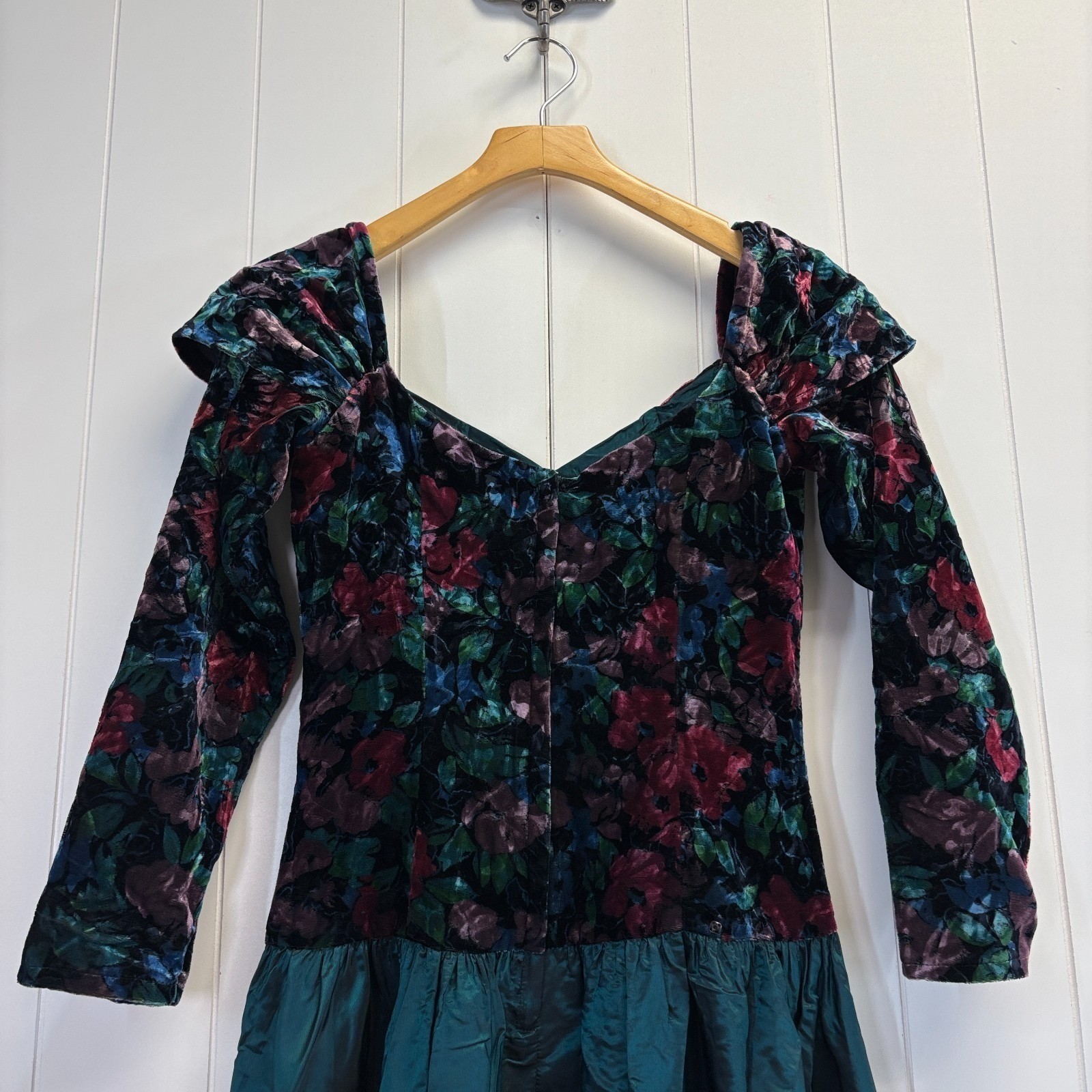 Vintage 90s Whimsigoth Princess Dark Floral Velvet Gala Gown Women Size 10 Hoco