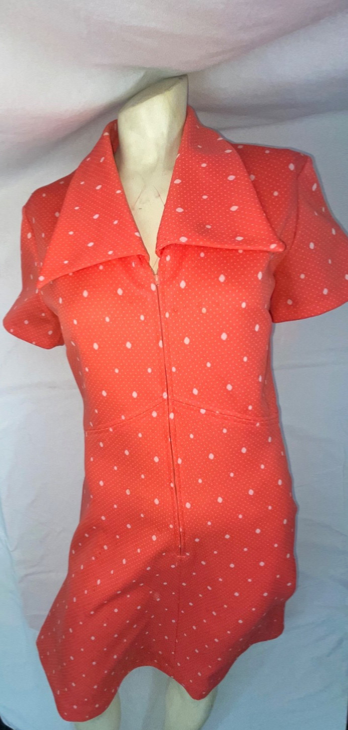 VTG 60S 70S WOMENS M POLYESTER RED POLKA DOT DISCO RETRO MOD ZIP FRONT DRESS