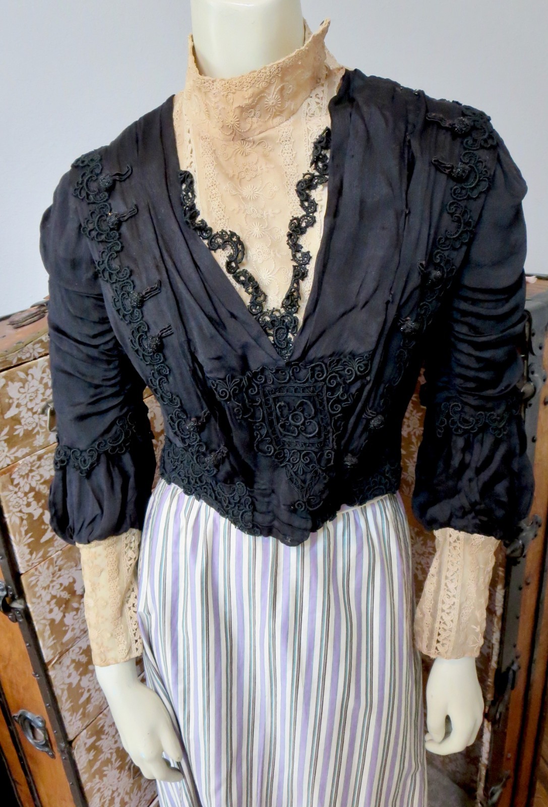 1880s Black Silk Bodice Beading Details & Lace High Neck Interior Corset 32 Bust
