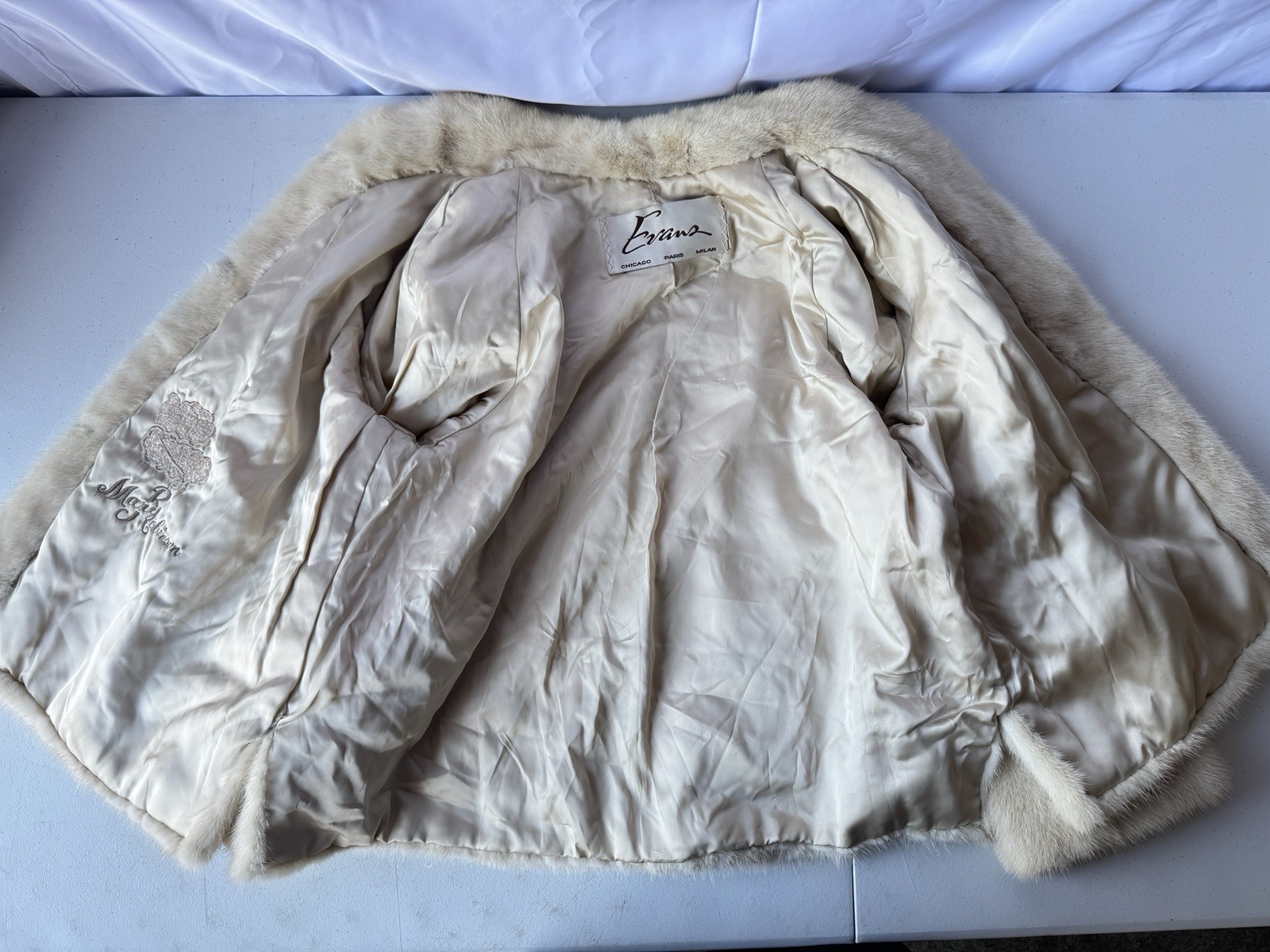 Vintage Evans Fur Coat Jacket Beige Soft Chic Chicago Paris Milan