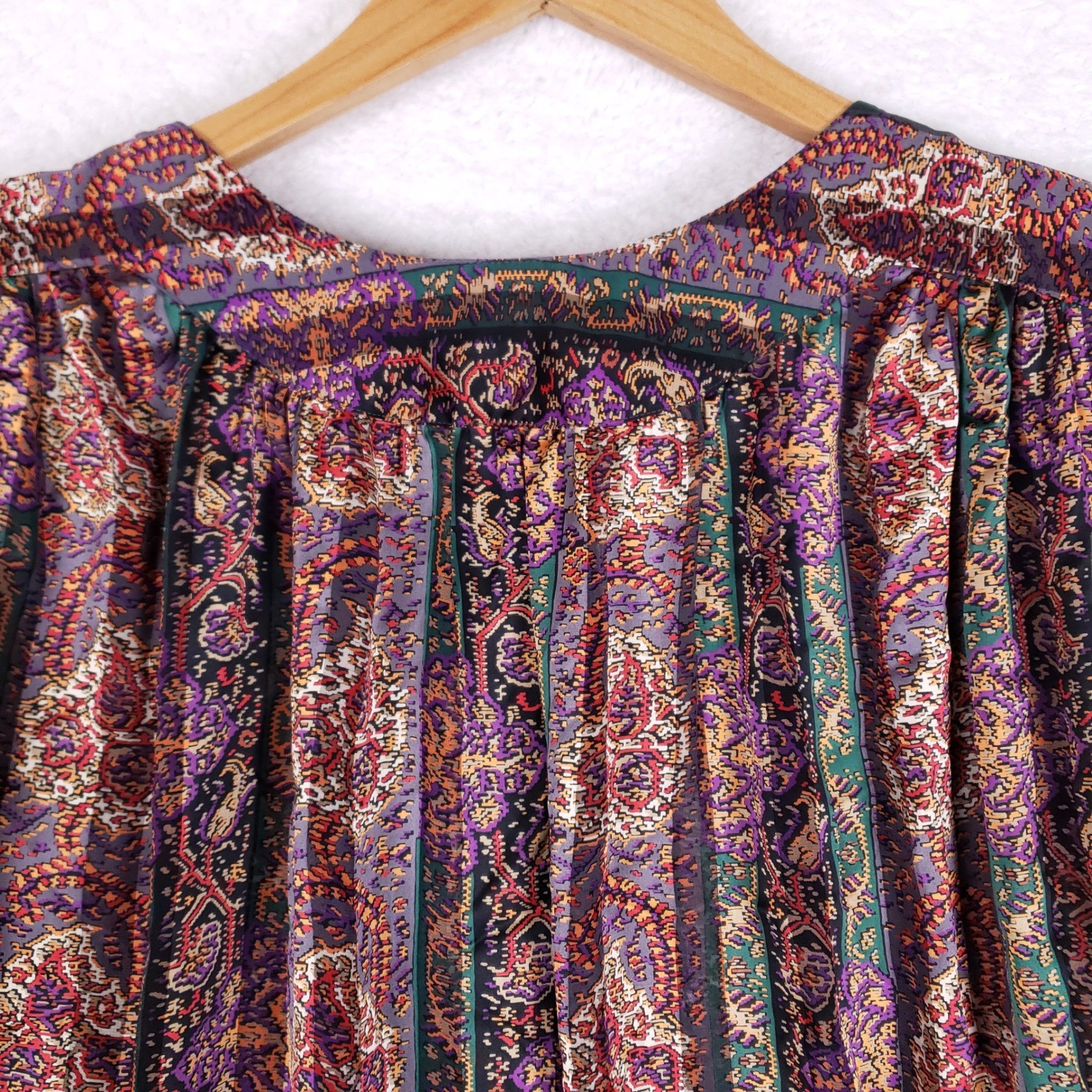 La Chine Classic Paisley Blouse Womens Size 10 Vintage Pleated Button Back 80s