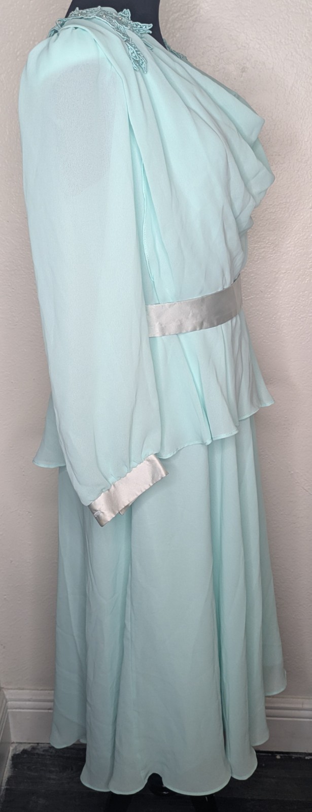 Vtg Petites By Demaro Seafoam Formal Chiffon Embroidery Pearl Ribbon Dress Sz 13