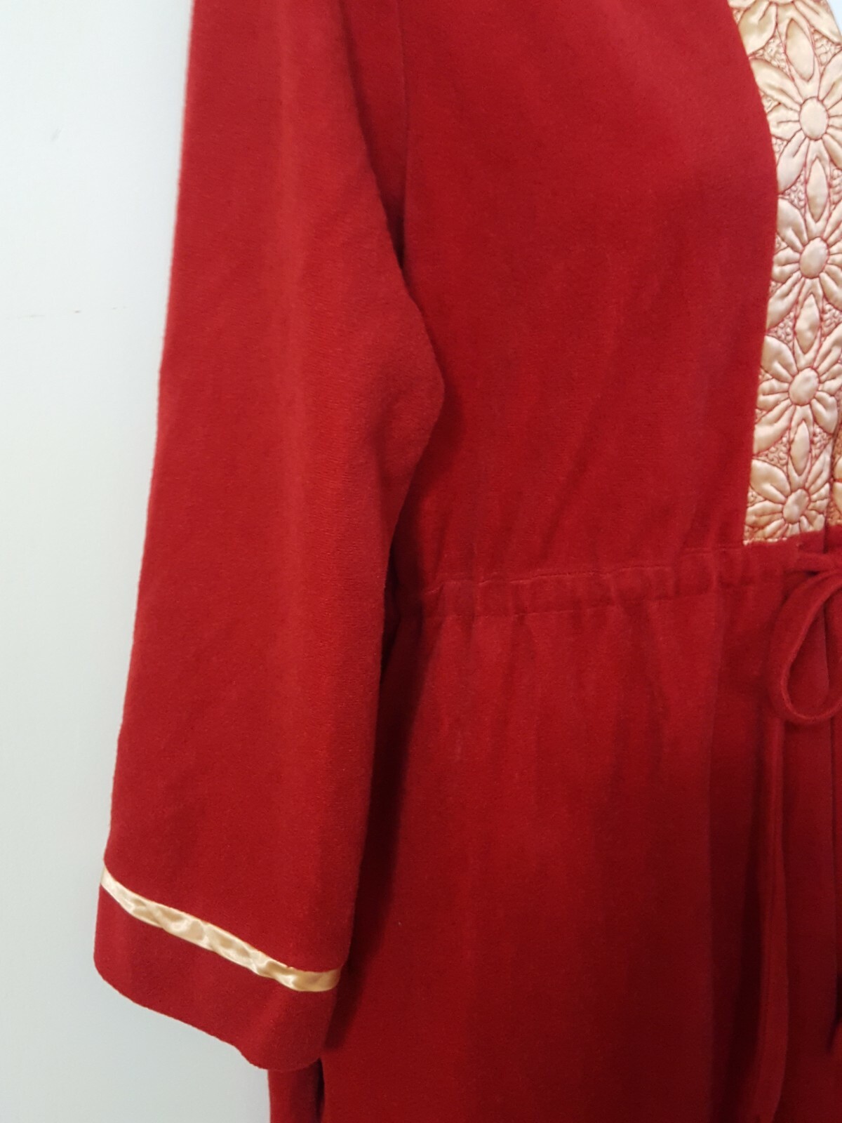 Vintage Plaza 9 Robe Loungewear