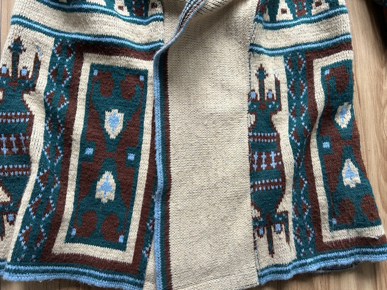 Vintage Women’s 70s Wintuk Sabra Cardigan Aztec Tribal Boho Collared Hippie S