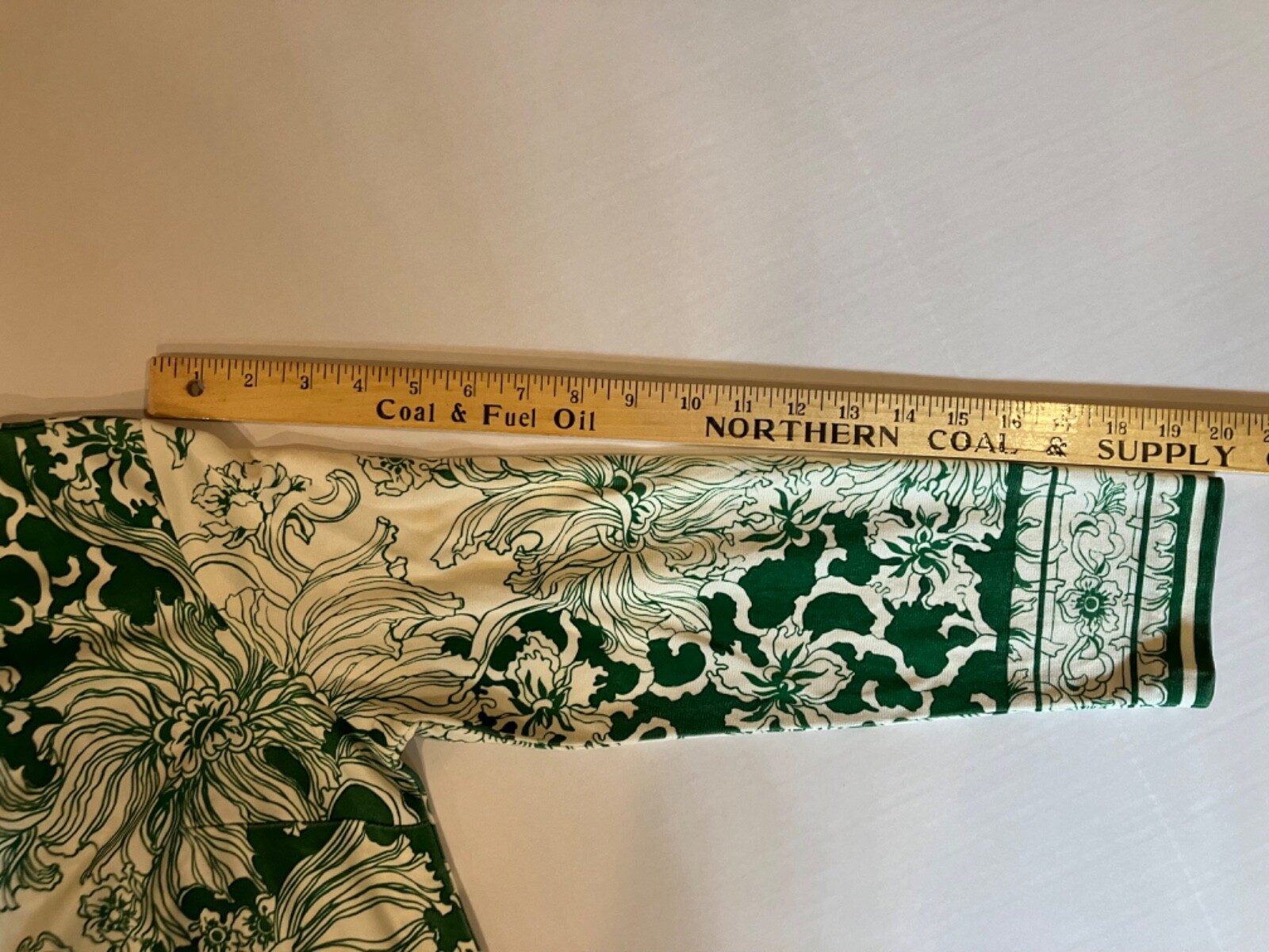 Gorgeous vintage Don Manuel of Miami green and cream floral print dress