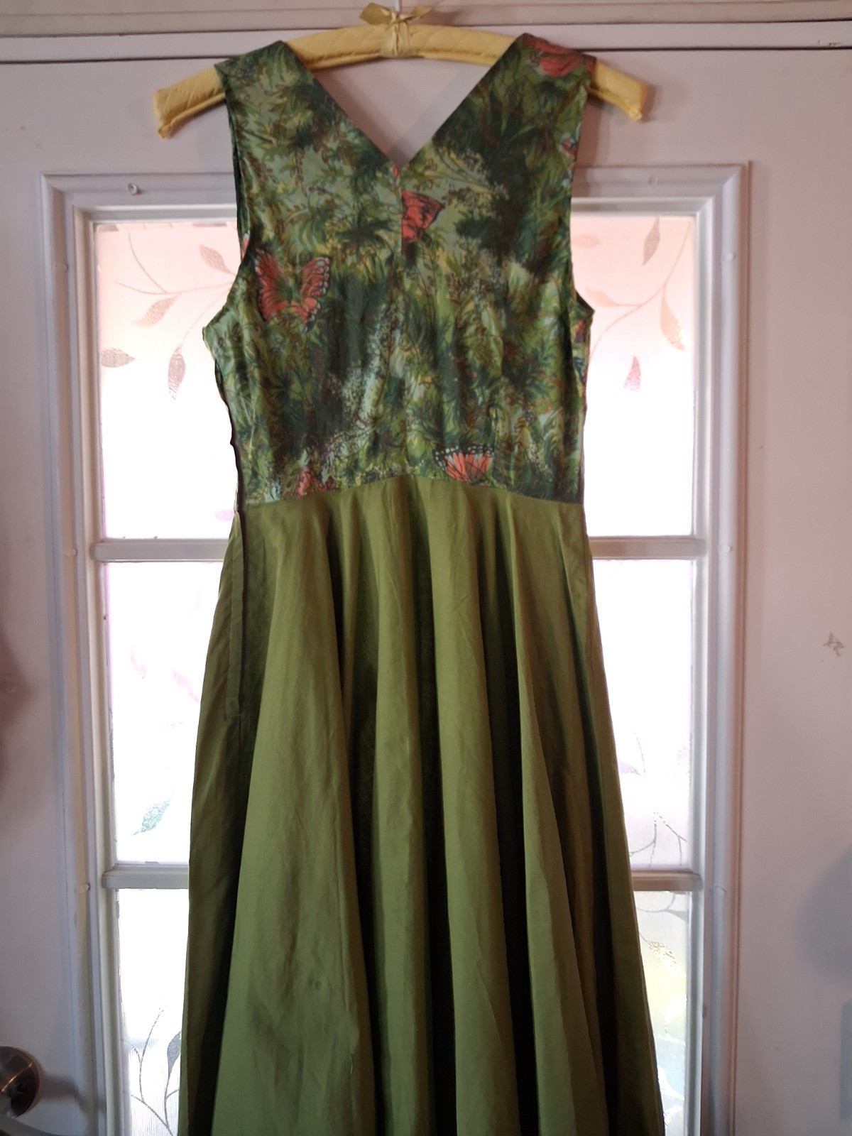 Vintage 50’s Circle Dress, Sundress, Hand Made, Metal Zipper, Butterfly S
