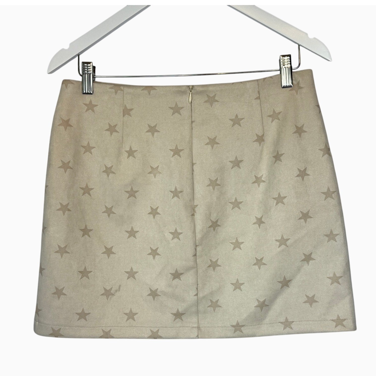 Le Lis Collection Womens M Beige Star Print Faux Suede Mini Skirt Stretch Y2K