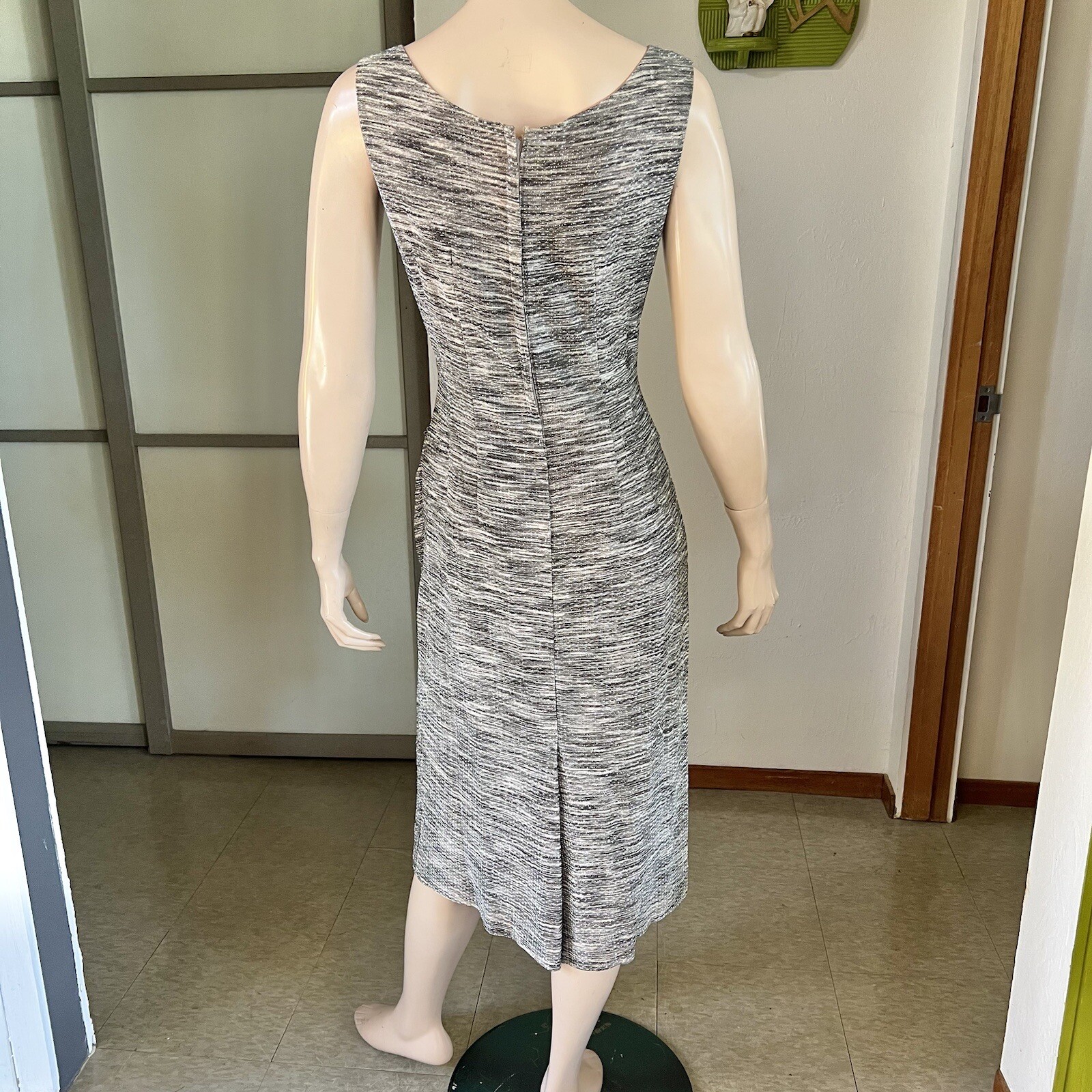 1950s Vintage Gray And Silver Lurex Dress With Bow Front 26w