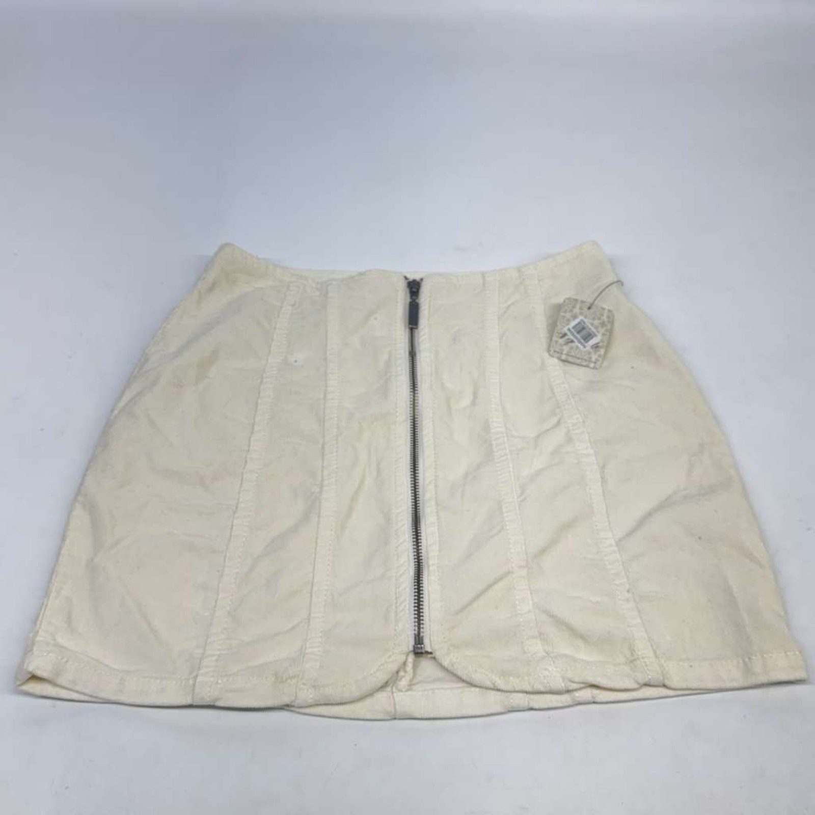 Free People We The Free Cheesecake Mini Skirt – Ivory Size 8 New W/ Small Defect