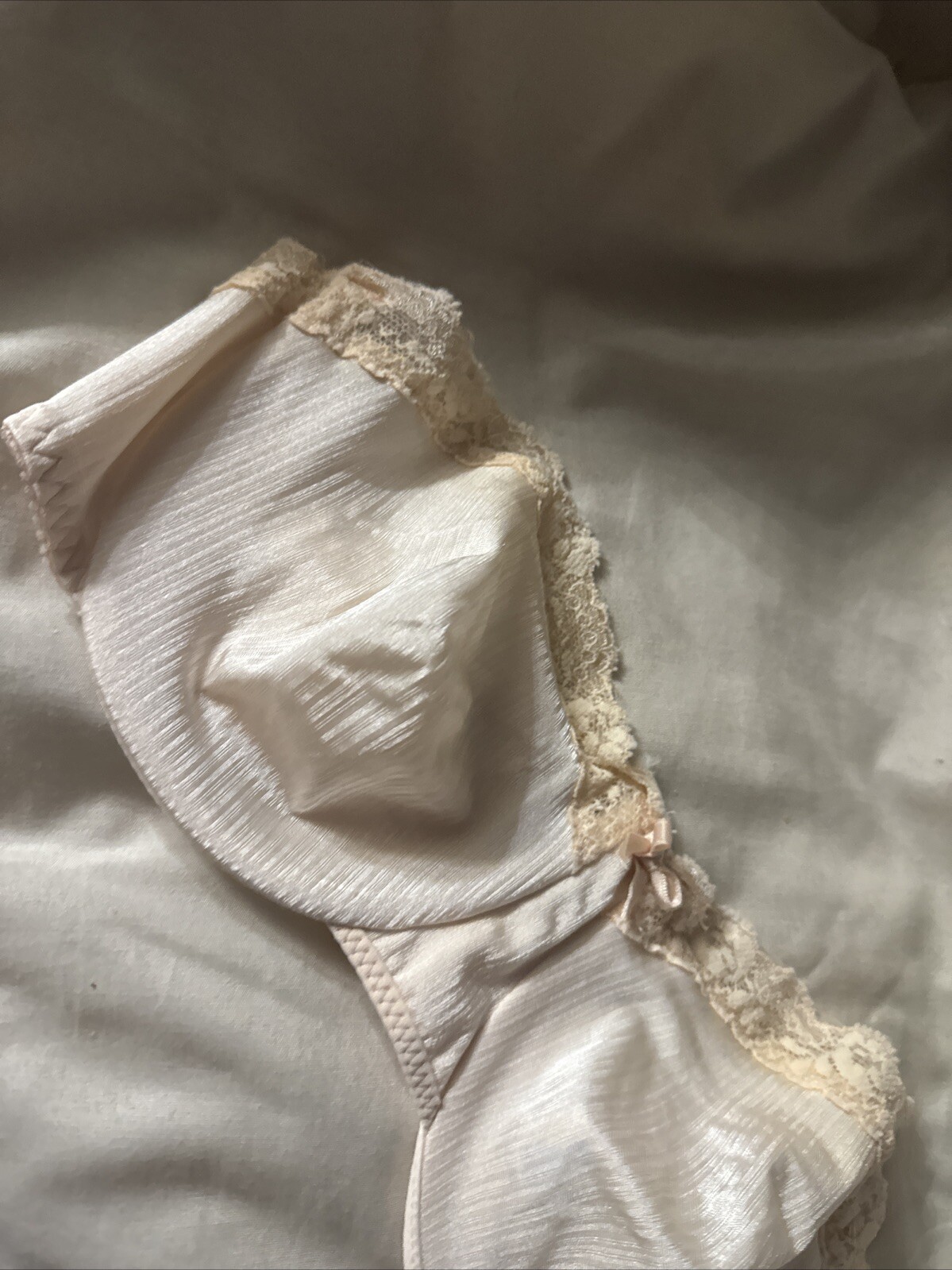 Vintage Warners Ivory Strapless Underwire SHINE-ON Bra 36C Style 1120 Lace Trim