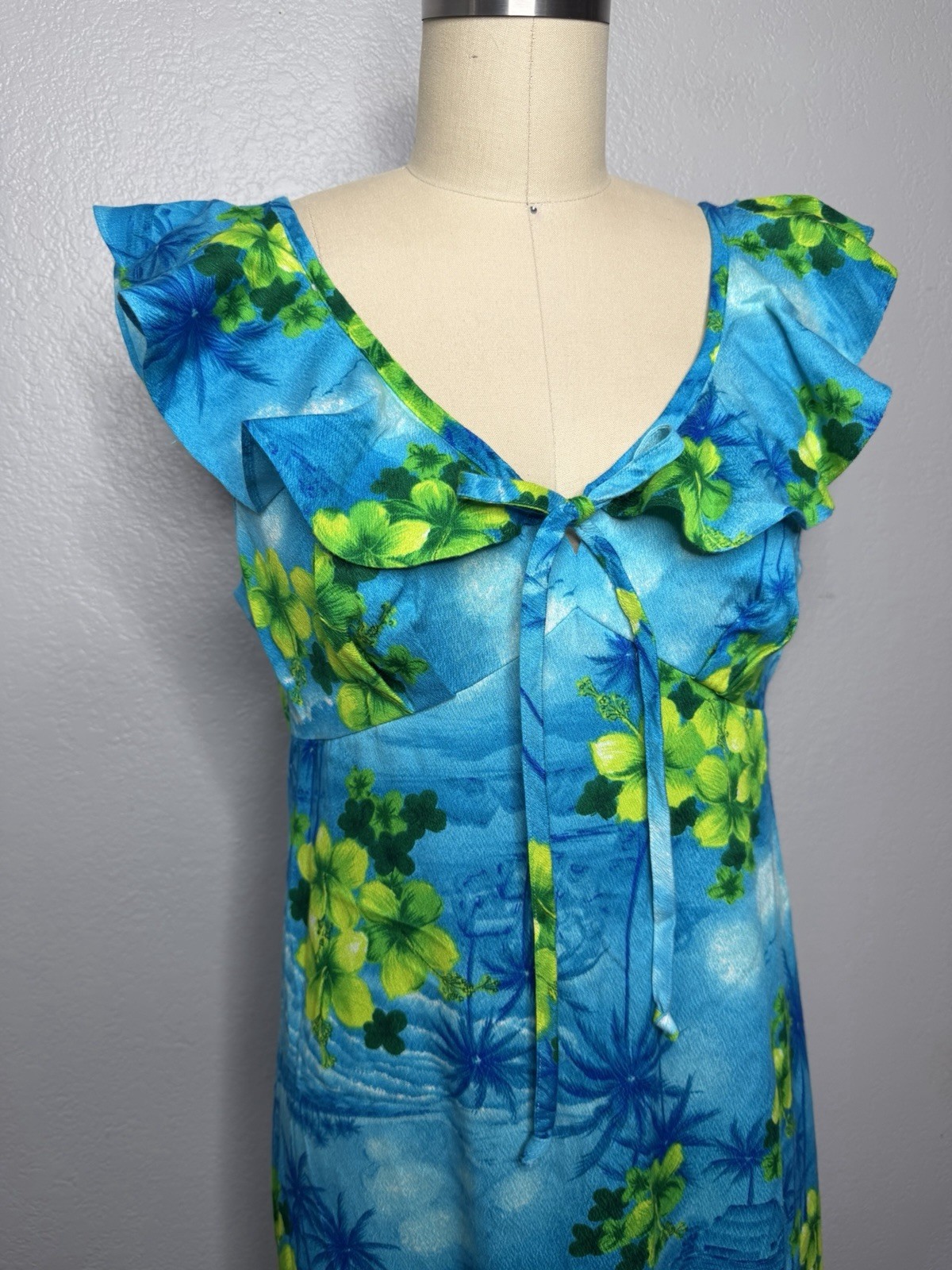 VTG 7Os POMARE Hawaiian Maxi Long Dress Sz M 12 Blues and Greens