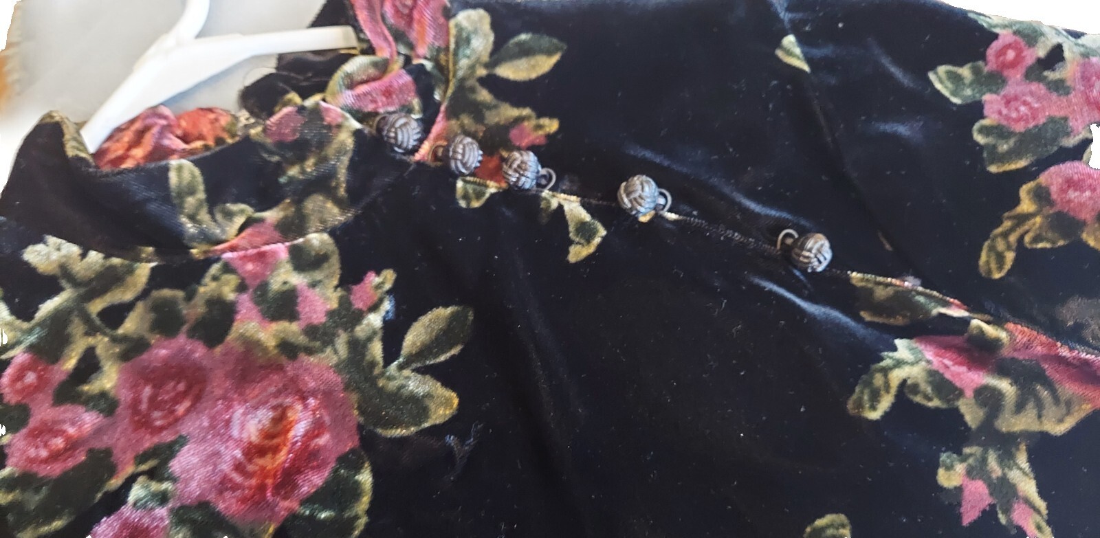Vtg Long Black Floral Velvet Cheongsam Short Sleeved Sz 6 Erika Eriksson