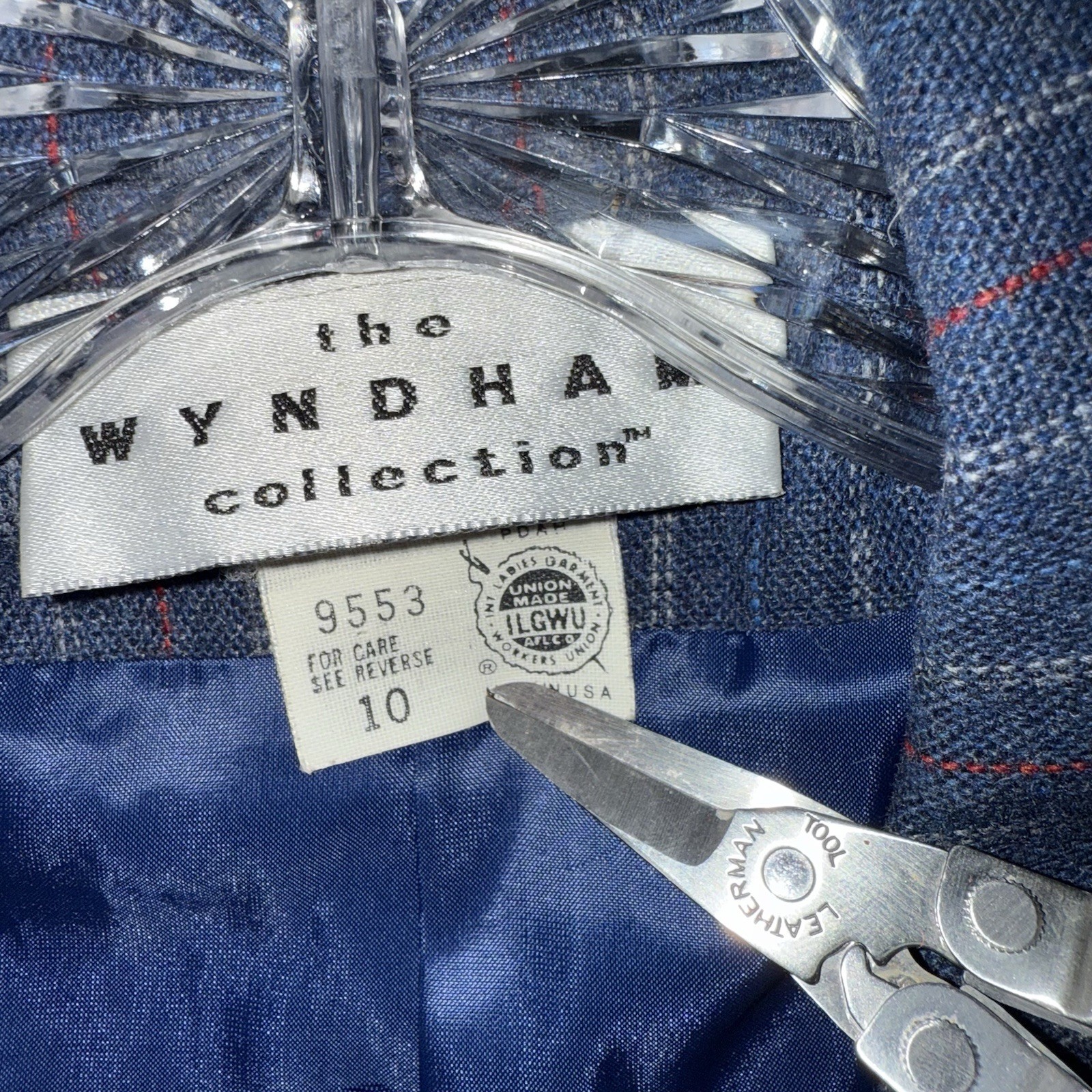 Vintage The Wyndham Collection Blue Pinstriped Blazer Women’s Size 10