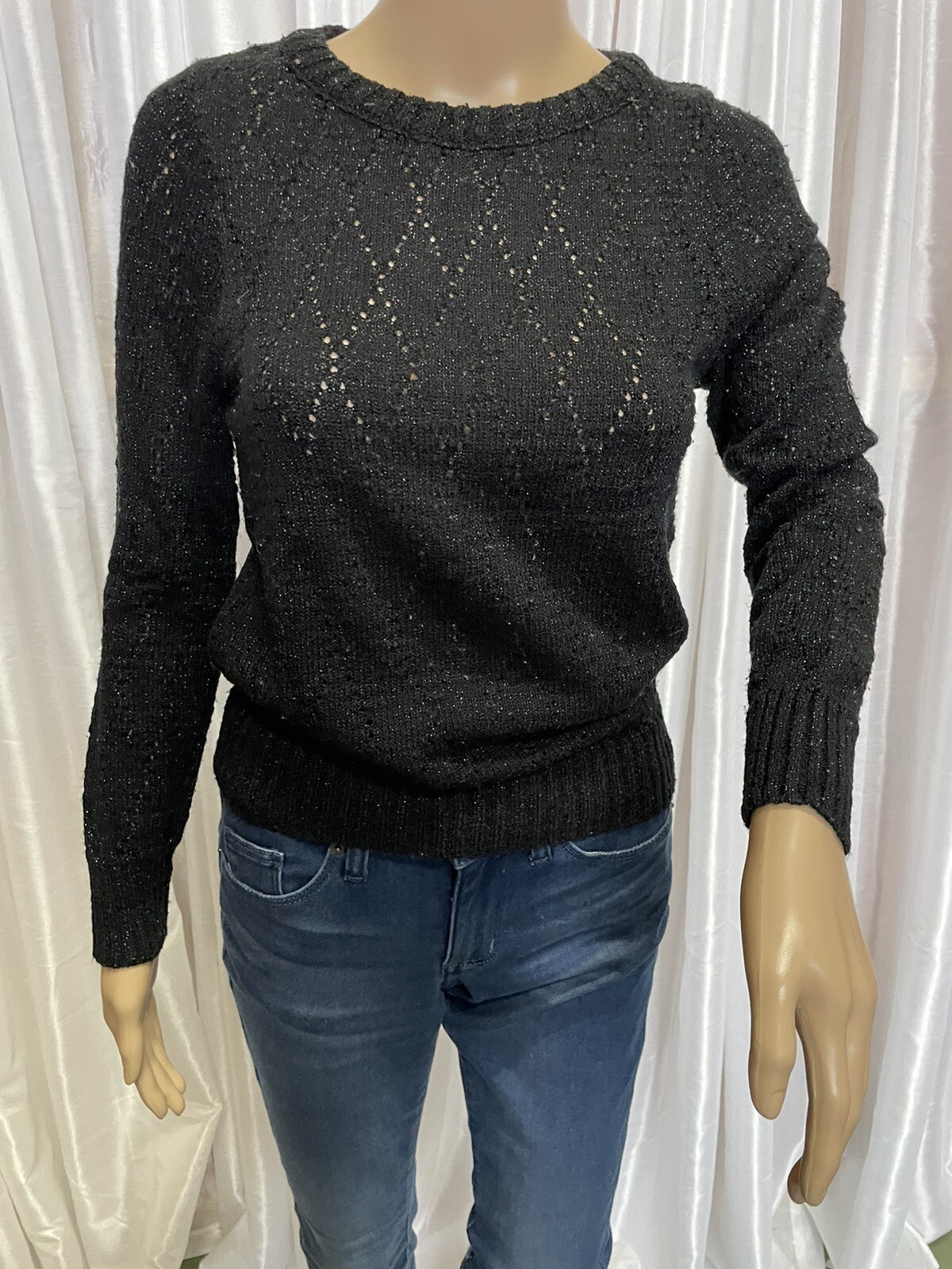 Vintage HERALD HOUSE open weave knit