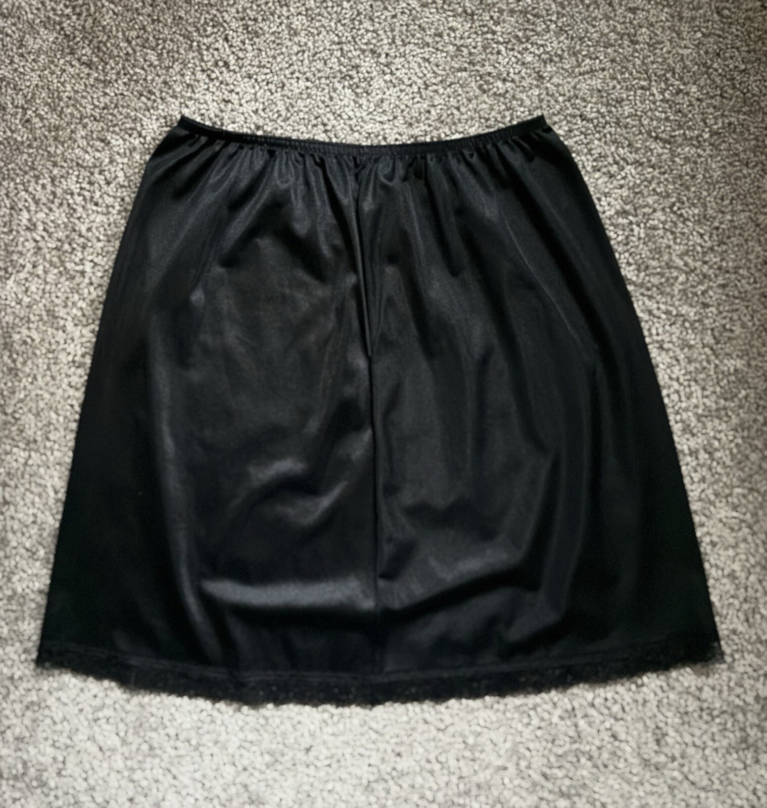 Vintage Deena Skirt Slip Size Large Lace On Bottom Nylon Made In USA Lingerie