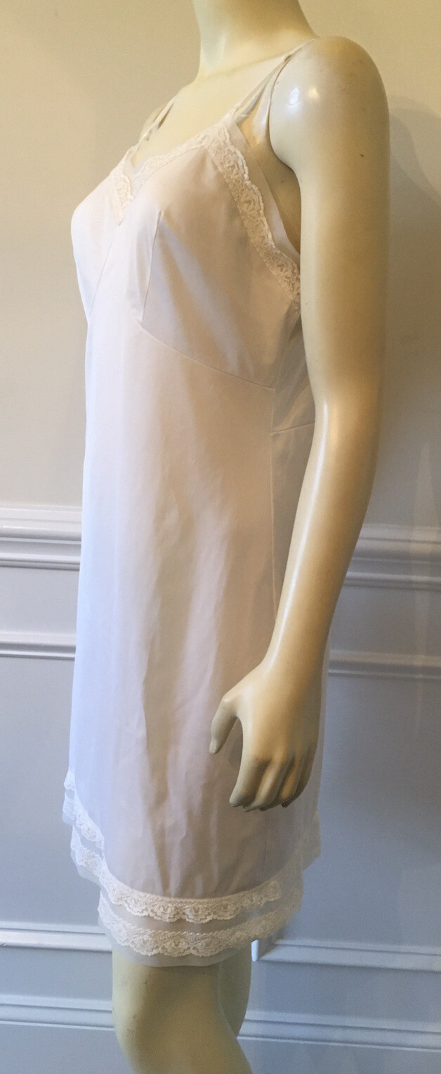 Sliperfection WN SZ 38 WHITE NYLON FULL SLIP 35” Long Sheer Nylon Cup With Lace
