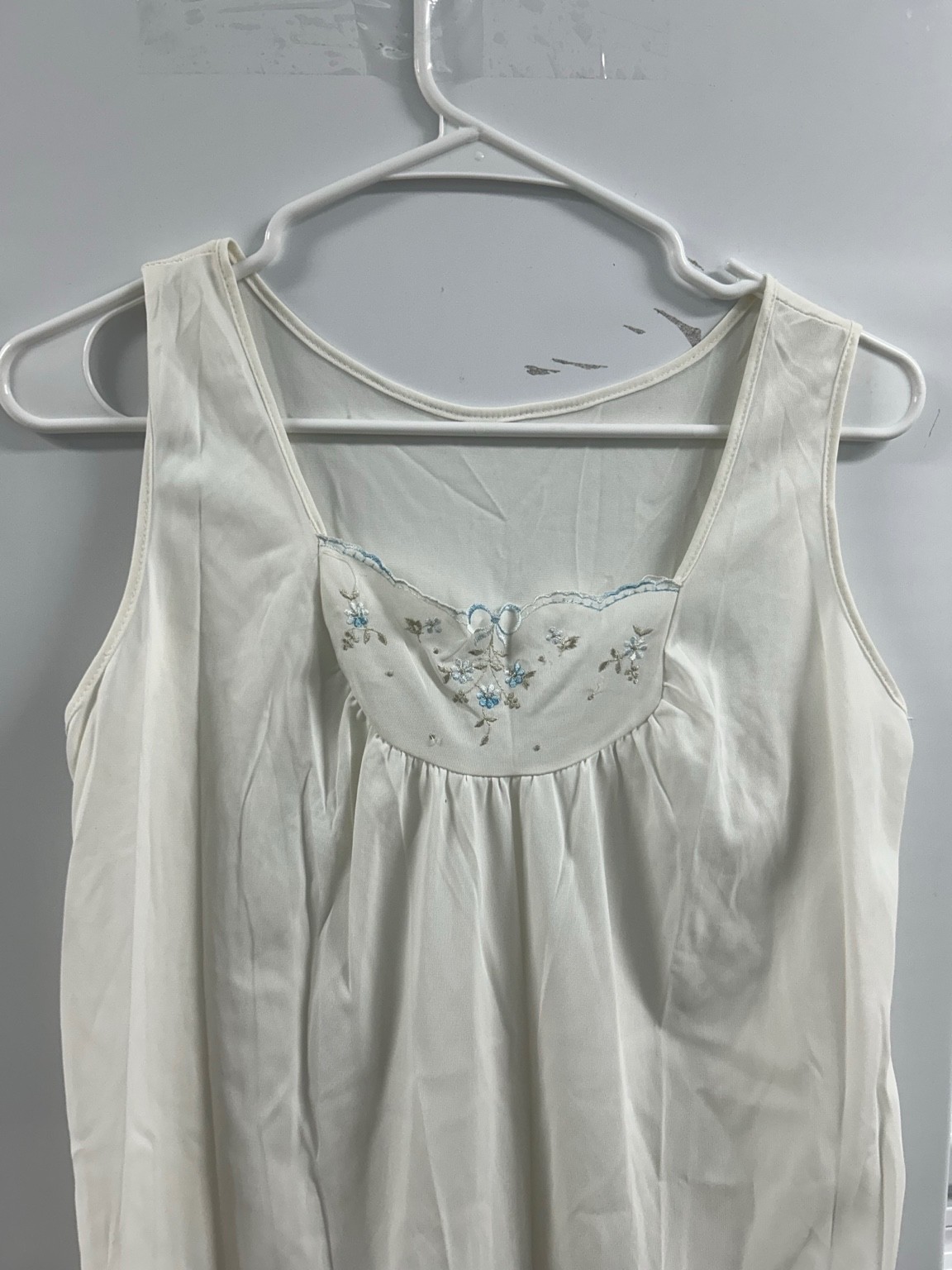 Vintage White Embroidered Nightgown Slip Dress Floral Bow Sleeveless Size Small