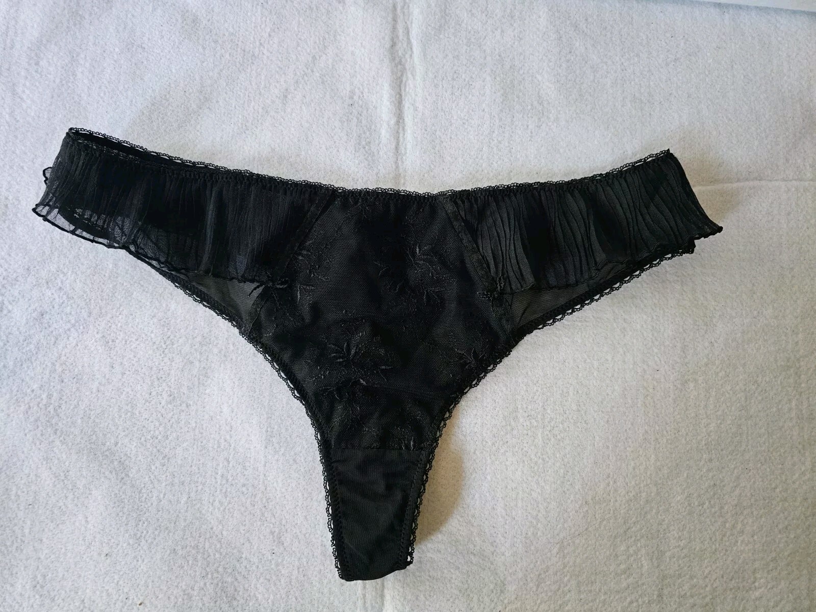 Chantelle Panties Womens Black Thong Panties Size Large