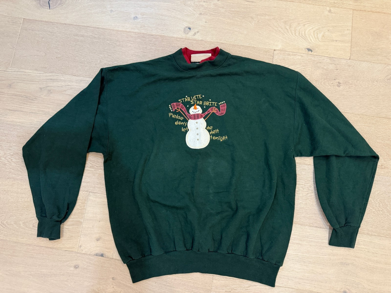 Vintage MC Sportswear Green Snowman Holiday Crewneck Sweatshirt Adult XL Unisex