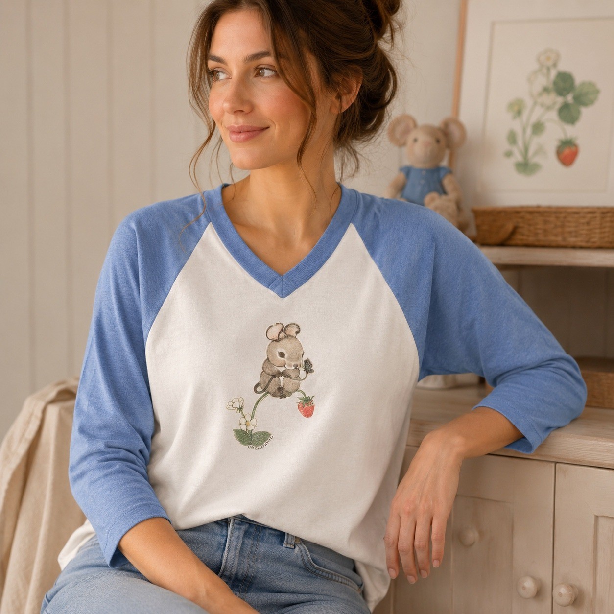 Vintage Gulf Coast Sportswear Mouse Raglan Tee Blue White 1979 Carol Wright M