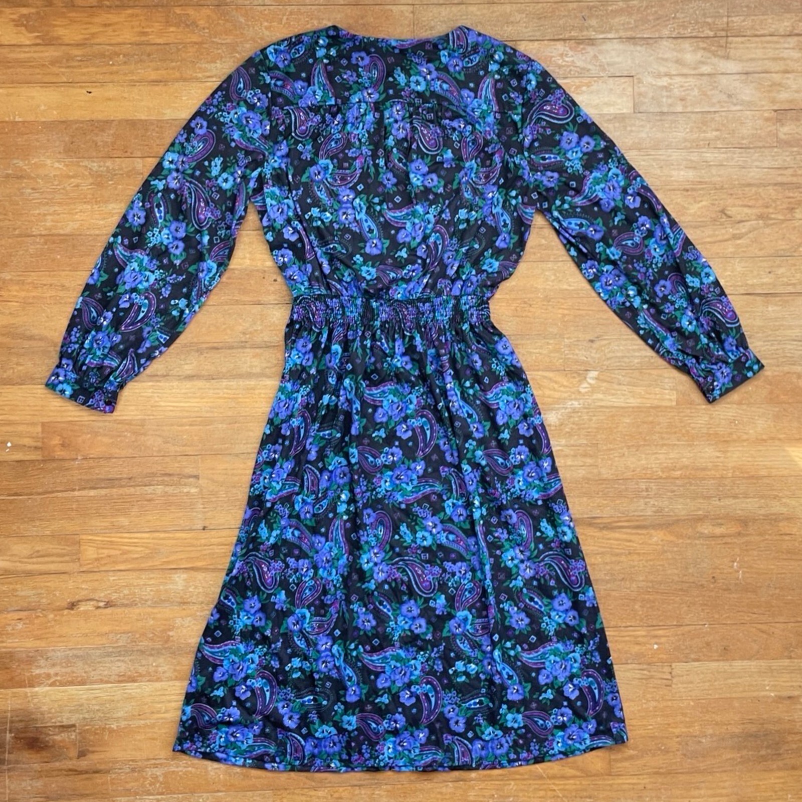 Vintage Floral & Paisley Dress Womens Size Medium 1970s Fine Knit A-Line Midi