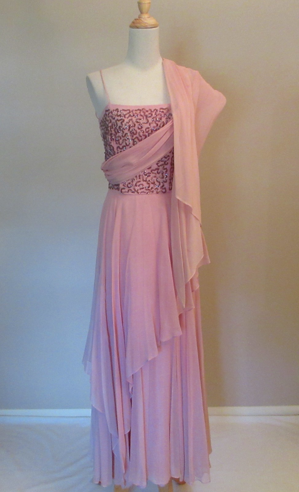 Vintage 1940s-50s Mauve Pink Chiffon Sequined Gown Dress w/Wrap