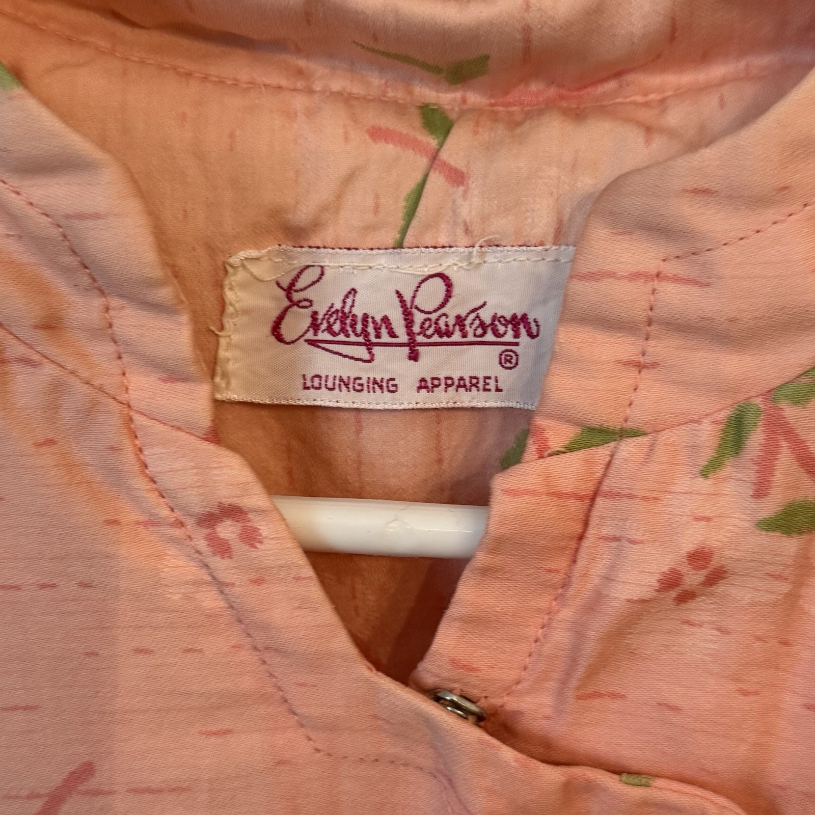 Authentic Vintage Evelyn Pearson Lounging Apparel Medium Peach Cherry Blossom