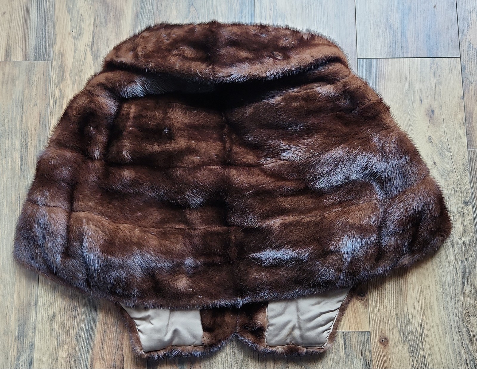 Vintage Brown Mink Fur Shawl 1950s Furs by Robert Women’s Lined Mono Collar