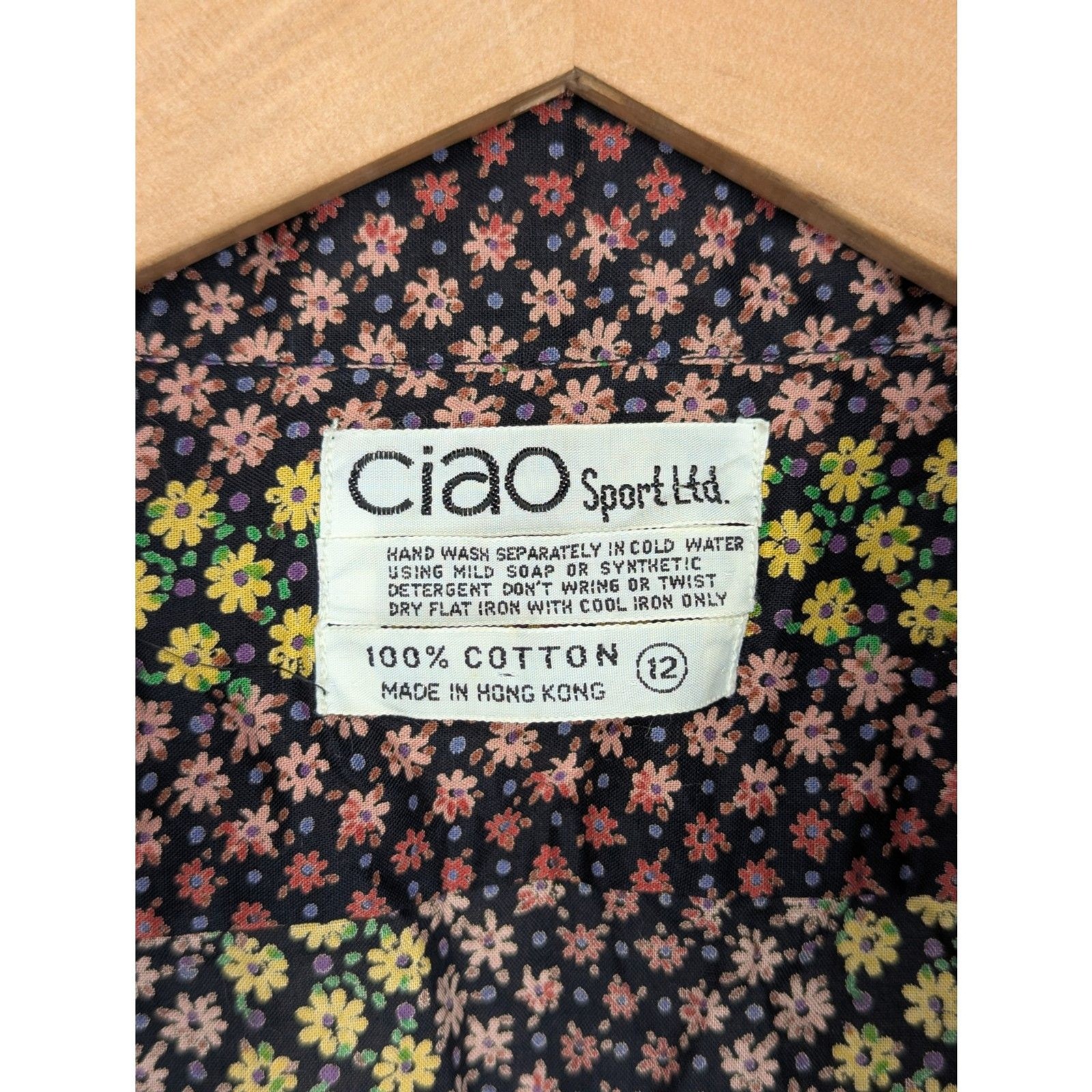 EUC Vintage 70s Ditsy Daisy Button Up Shirt Sz 12 Long Sleeve Multicolor Ciao
