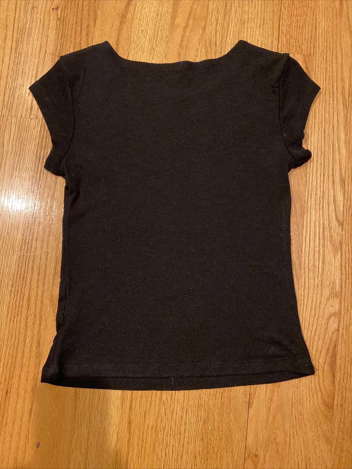 Cue Womens M Black pullover t-shirt