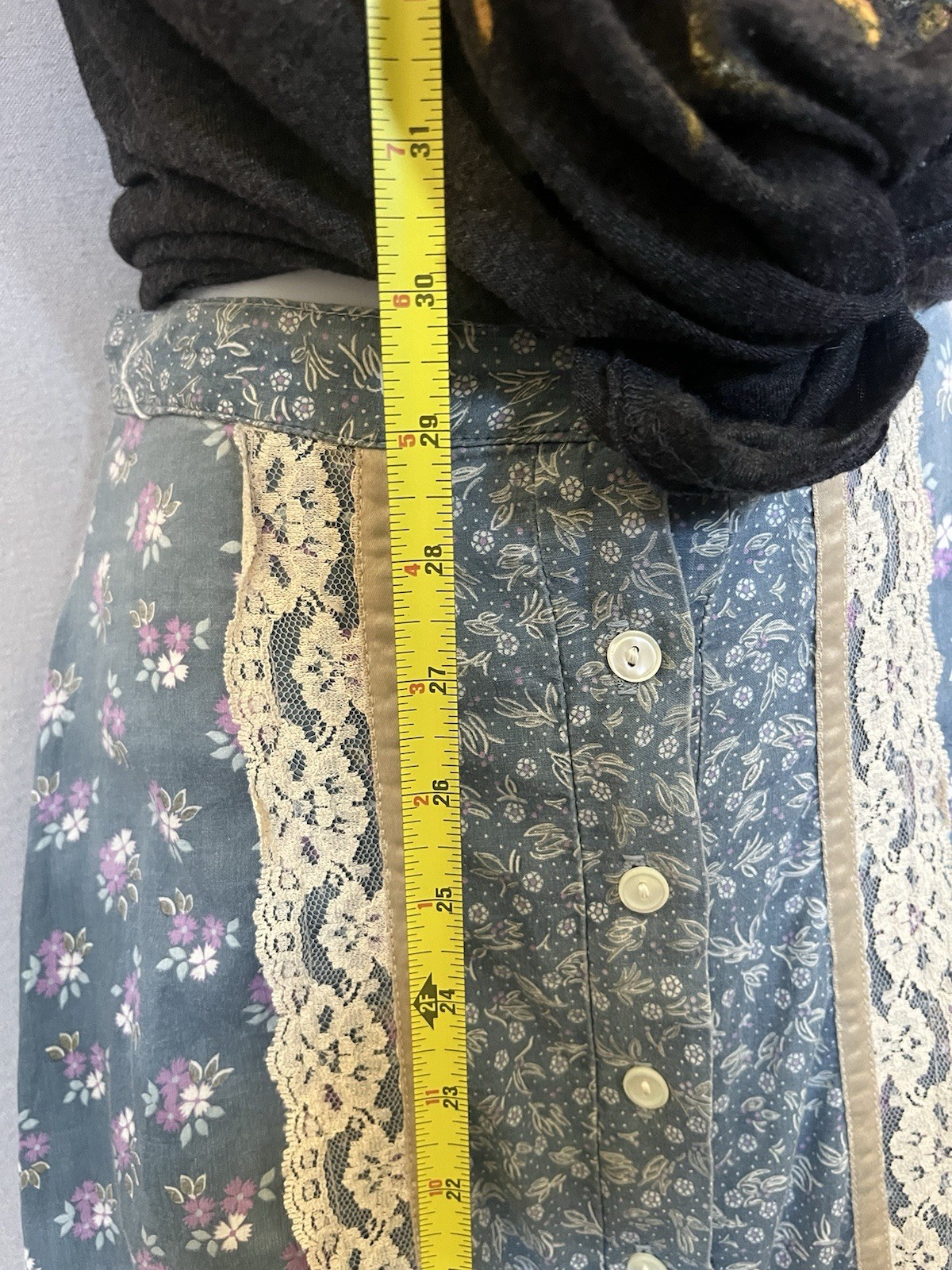 Jessica’s Gunnies VTG prairie skirt floral lace button Hippie boho Coachella XS
