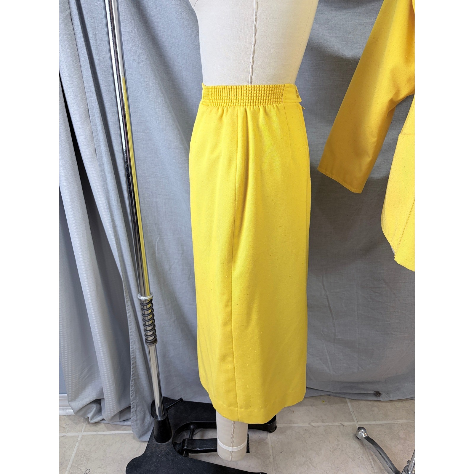 Vintage 80s Edith Flagg Three Flaggs Yellow Skirt Suit Skinner Couture Fabric 10