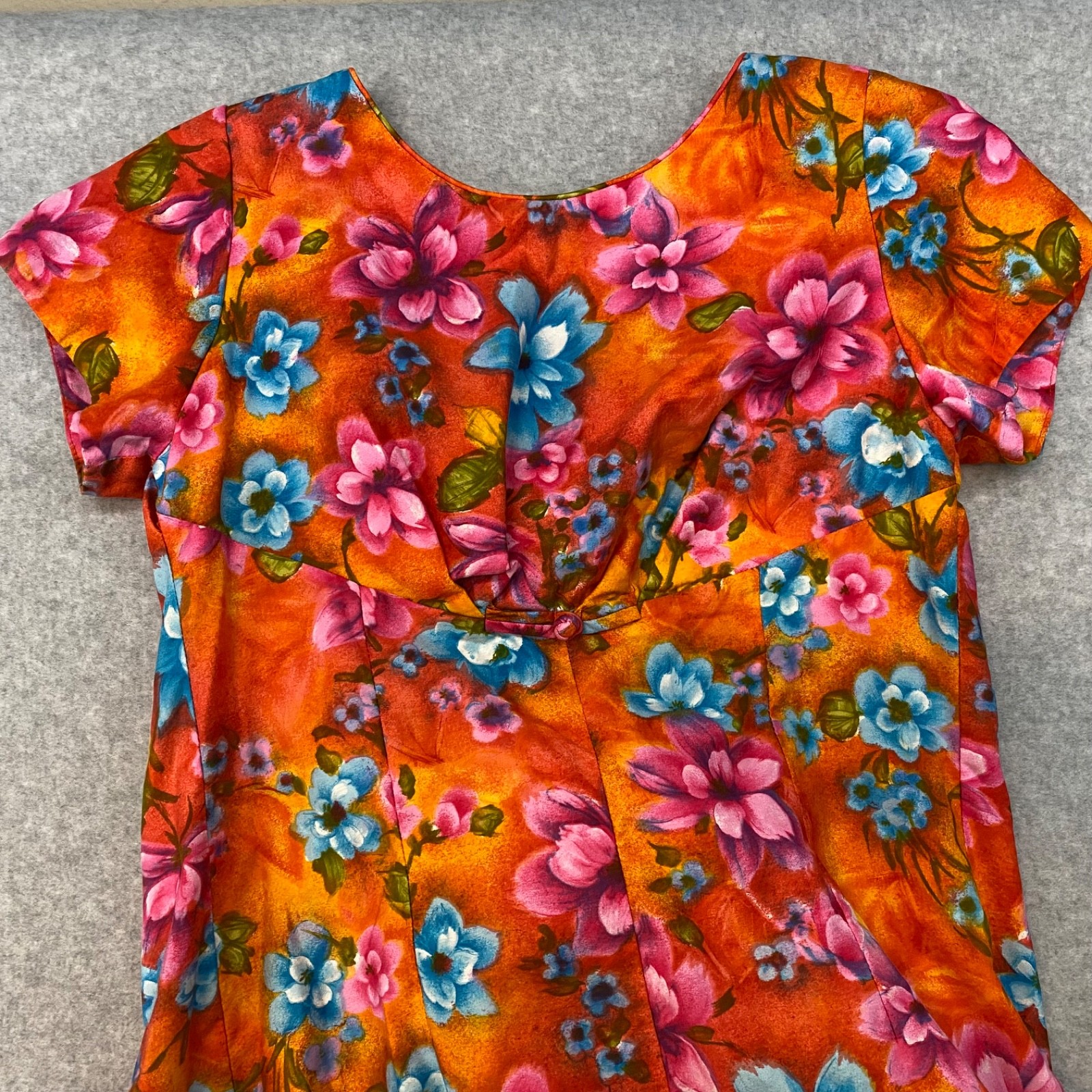 1960s Alice Polynesian Fashions Floral Hawaiian Retro Mod Resort Maxi Waterfall
