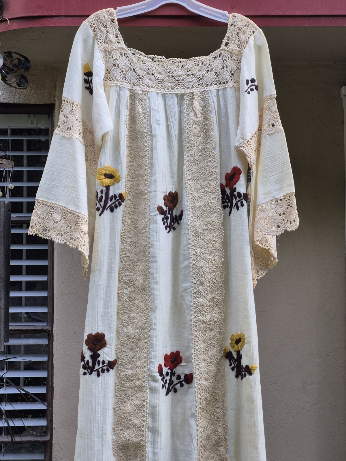Vintage Hand Made Embroidered Crochet Gauze Boho Lounge Women’s Day Dress