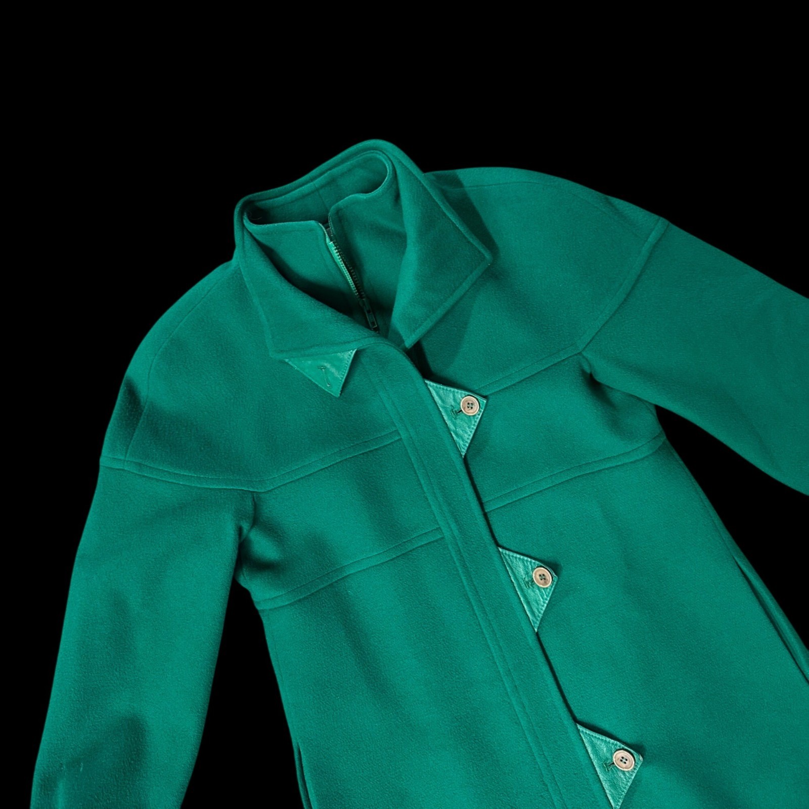 Vintage Womens Green Wool Coat Size 8 1980s Leather Accents Winter Zip Buttons