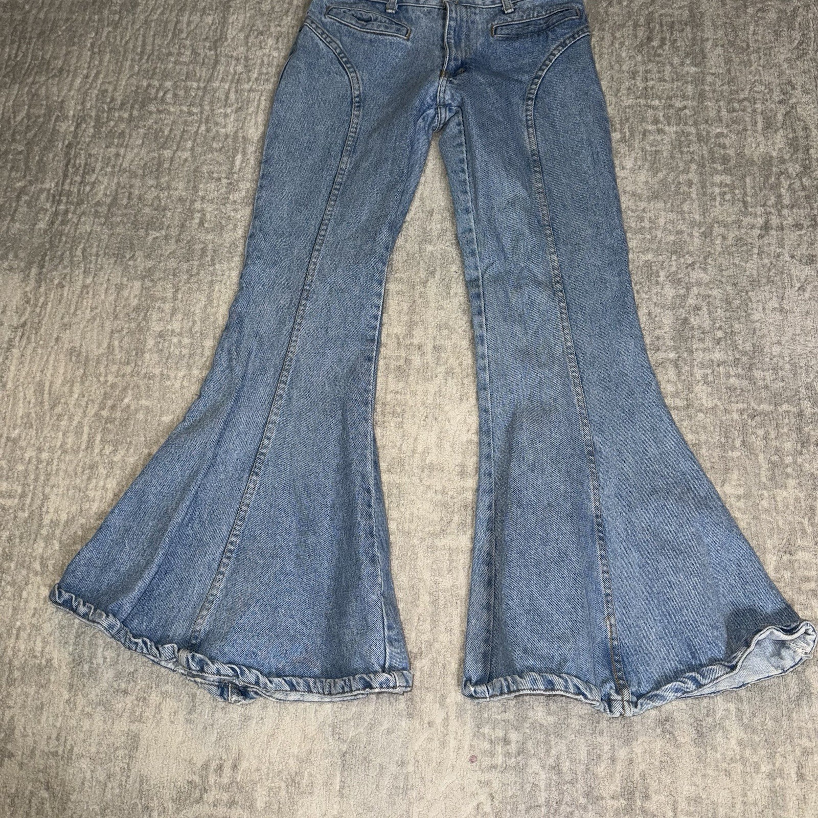 Made in the Shade Vintage Flare Jeans Blue Light Wash Bell Bottoms Pants Size 1