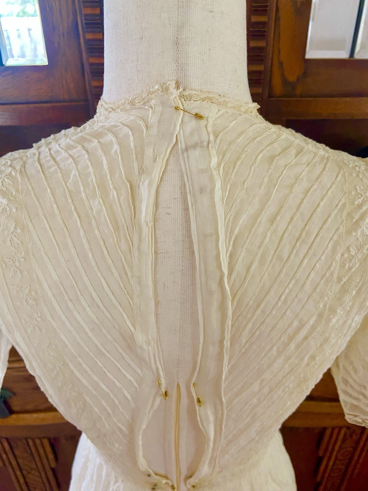 1907 Antique Embroidered Edwardian Era White Muslin Lace Dress “Hazel Slifir” 13