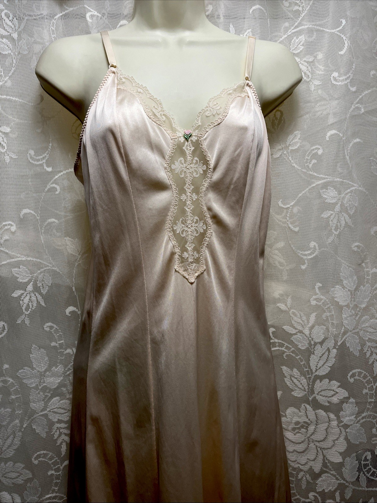Vintage 70s Silky Antron Nylon Lace Nightgown; JC Penney Lingerie Size 34 USA