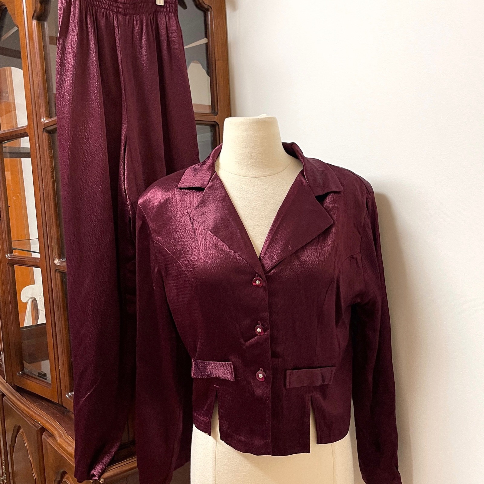 City Triangles Vintage 90s Burgundy Shimmer Pant Suit Set XS/S