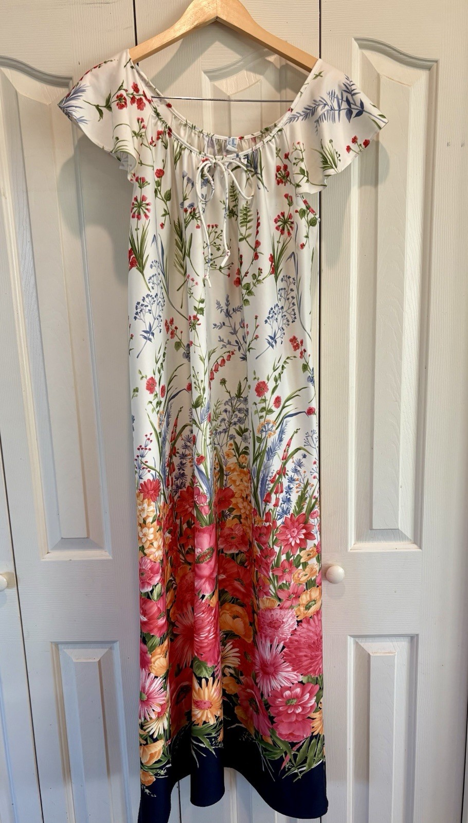 Loungewear House Dress Gown Maxi Vintage Medium Travel Lite USA Tie Flutter