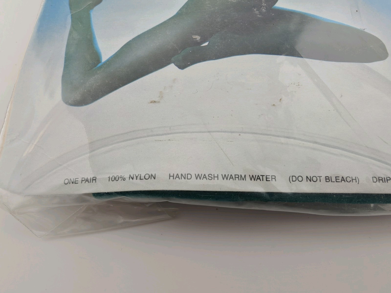 VTG 1980s Danskin Nylon Pantyhose Hosiery seamless tights run-resist Size B NEW