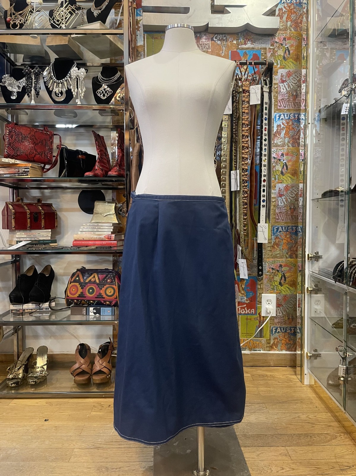 Vintage 70s Navy and White Topstitch Wrap Skirt– M/L