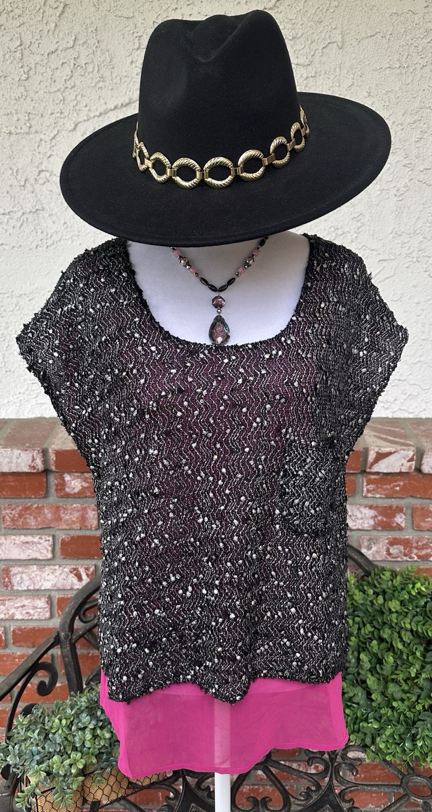Vintage Fora Boucle Top; Black/Silver Threads W/Sequins; Hot Pnk Lining; Sz Lrg