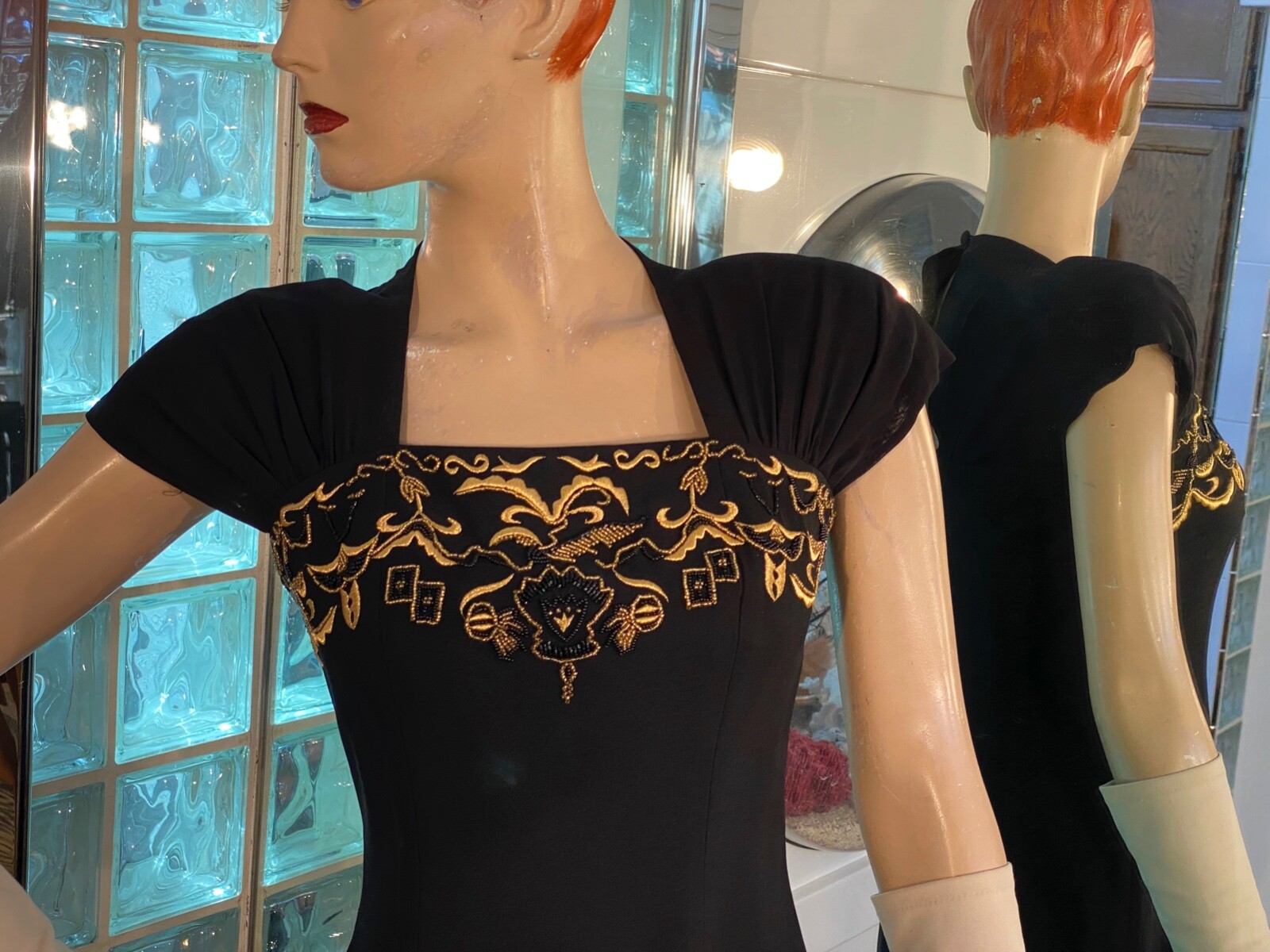 VTG Carol Little 4 Black / Embroidery Beaded 1940s inspired Key hole Back Dress