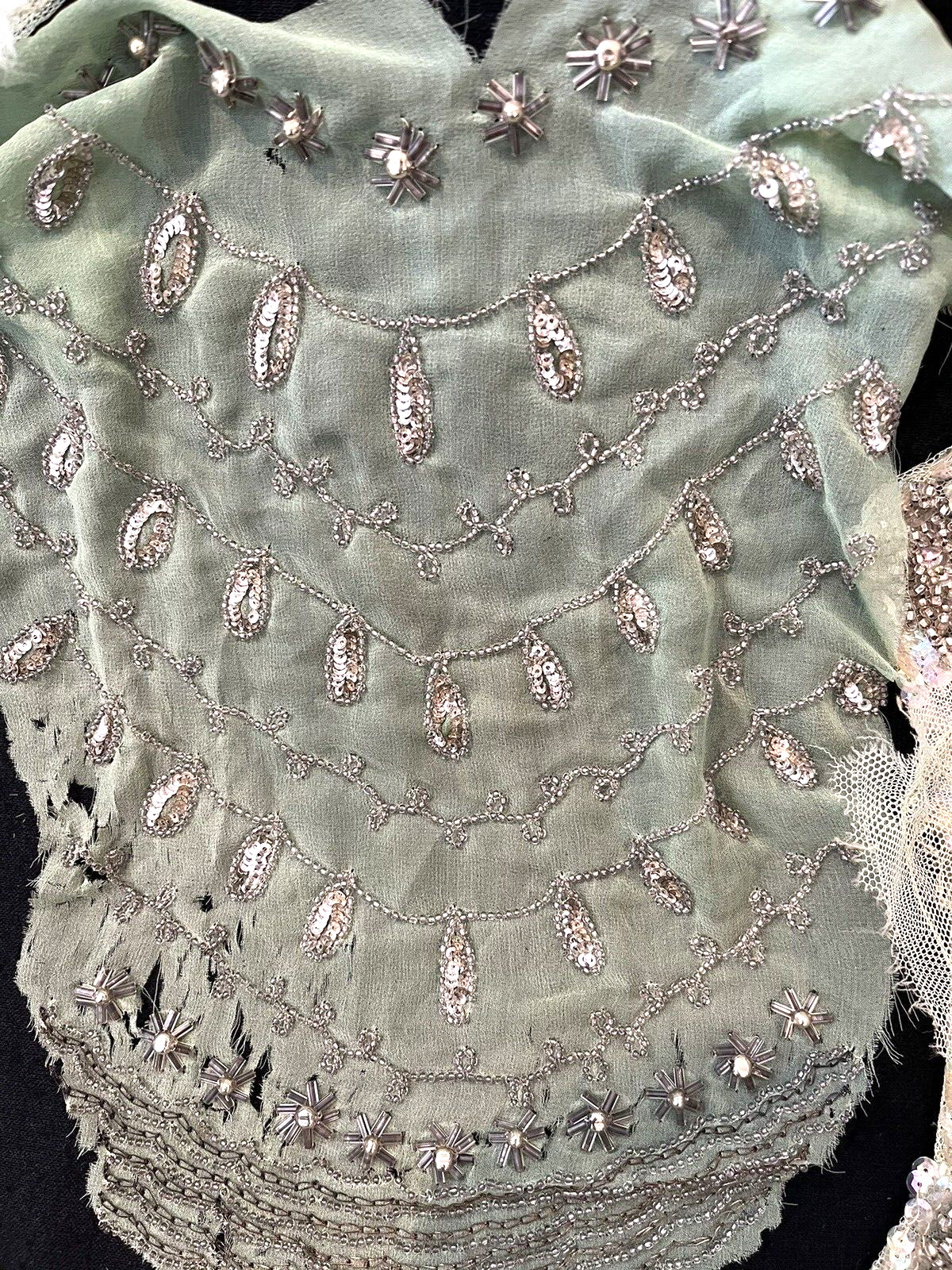 ANT 1920S EXQUISITE BEADED PANELS/BEAD CLUSTERS ON GREEN SILK + SEQUINS